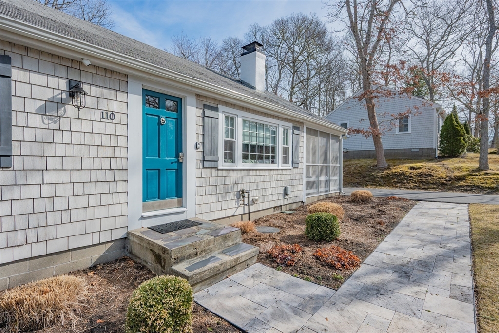 110 Harbor Hills Rd.