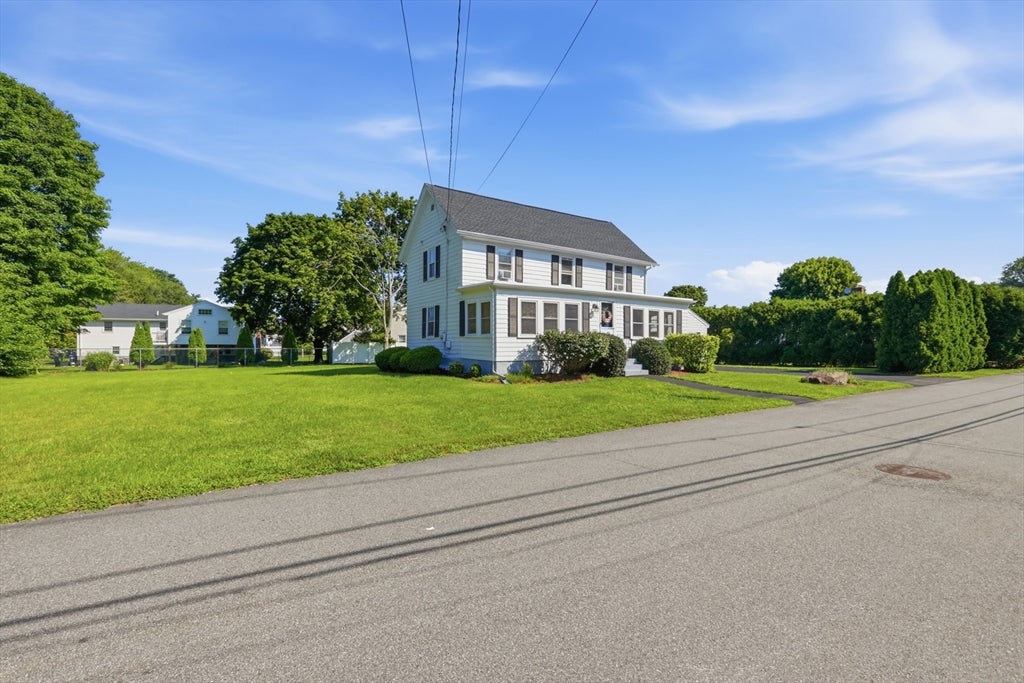 26 Quimby Ave, Woburn, MA, 26 Quimby Ave, Woburn, MA Photo #3