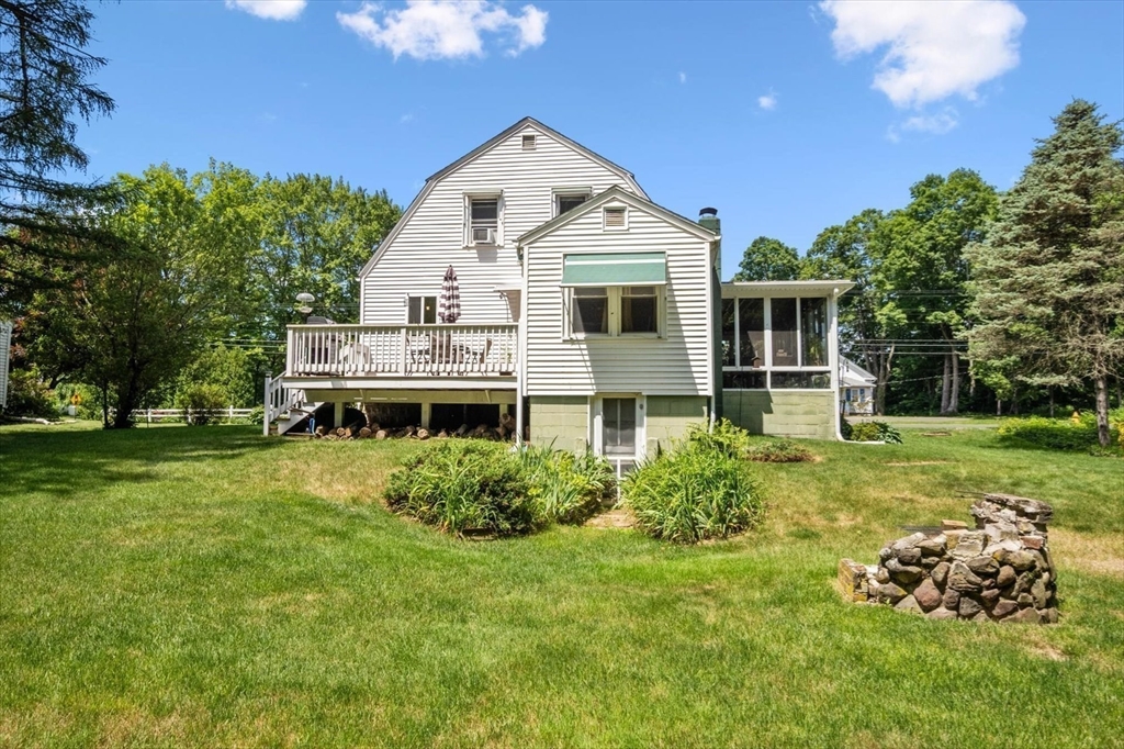 38 N West St