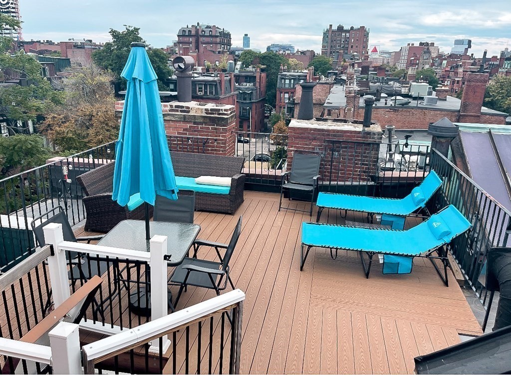 411 Beacon 10