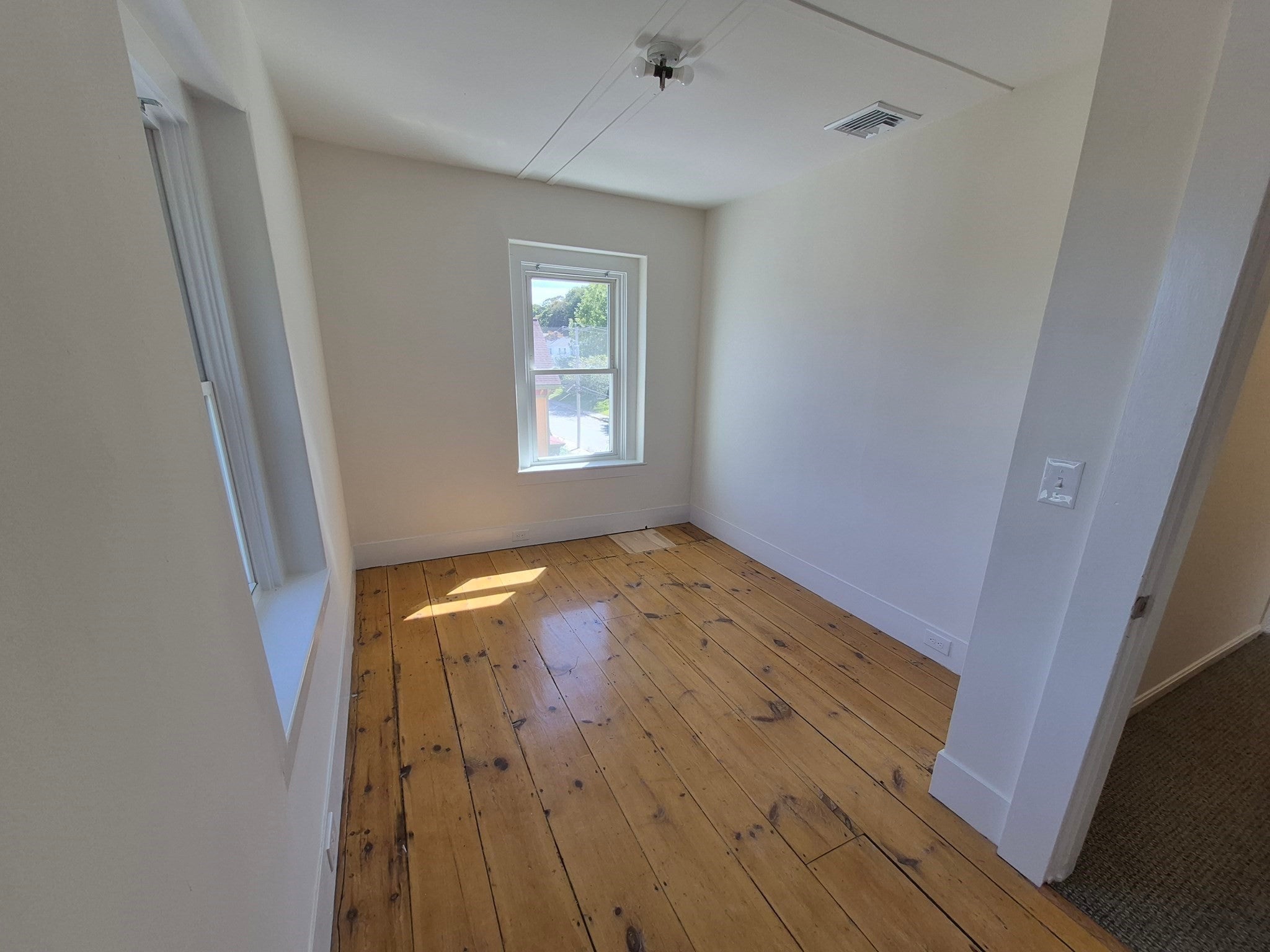 68 Newton St #3, Marlborough, MA Photo #20
