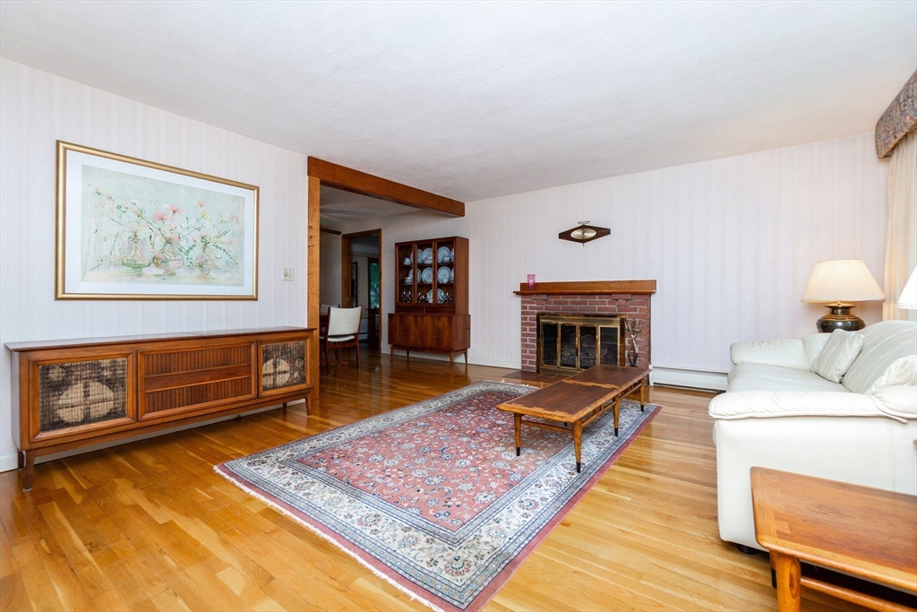 3 Squanto Rd