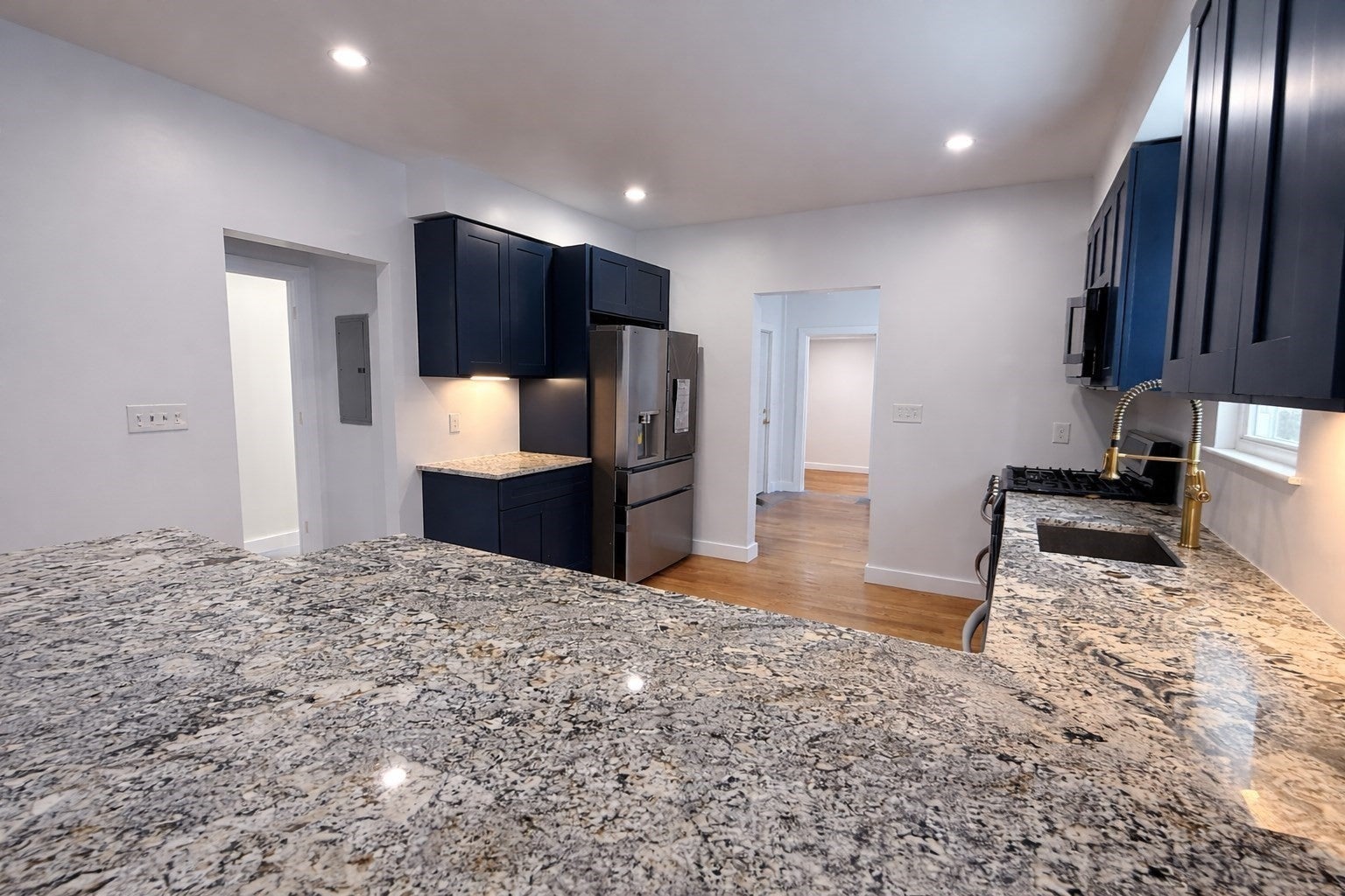 29 Catherine St #1, Boston, MA, 29 Catherine St #1, Boston, MA Photo #3