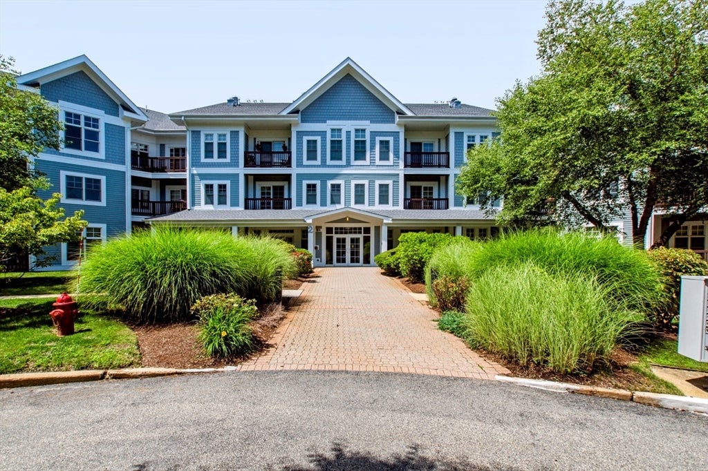 Photo of 501 Commerce Drive, Braintree, MA
