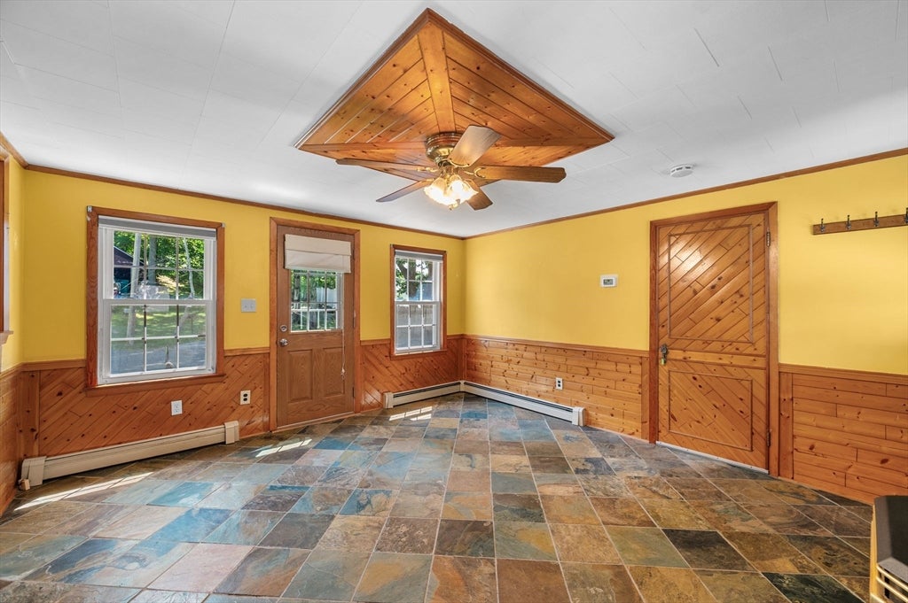 1 Douglass St, Lynn, MA, 1 Douglass St, Lynn, MA Photo #13