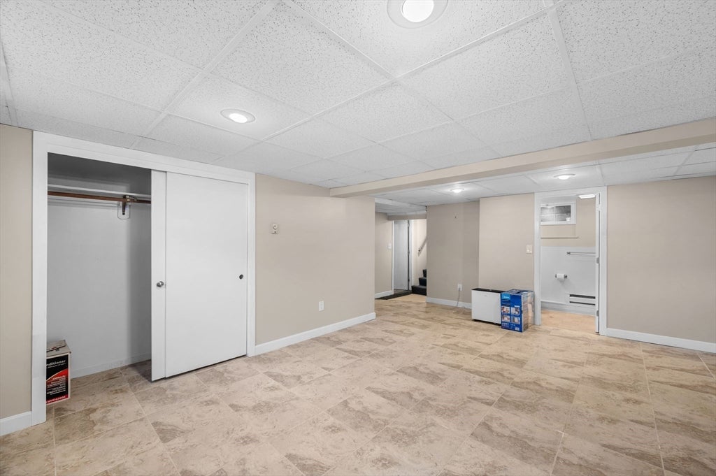 1 Douglass St, Lynn, MA, 1 Douglass St, Lynn, MA Photo #28
