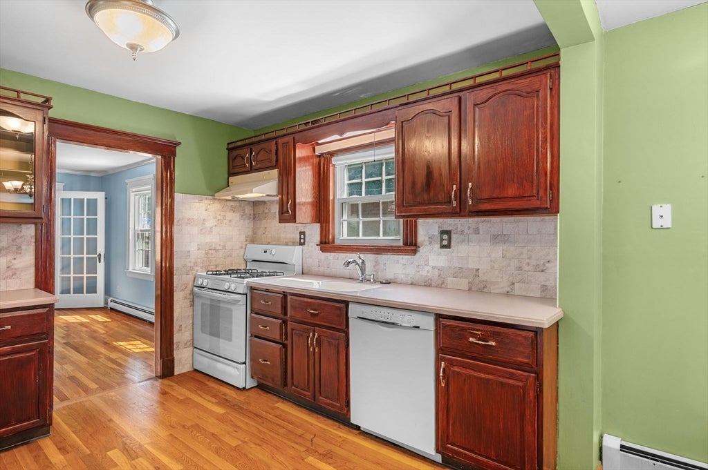 1 Douglass St, Lynn, MA, 1 Douglass St, Lynn, MA Photo #9
