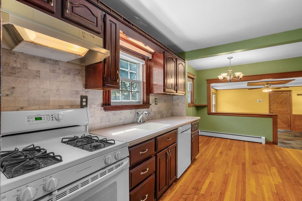 1 Douglass St, Lynn, MA, 1 Douglass St, Lynn, MA Photo #11
