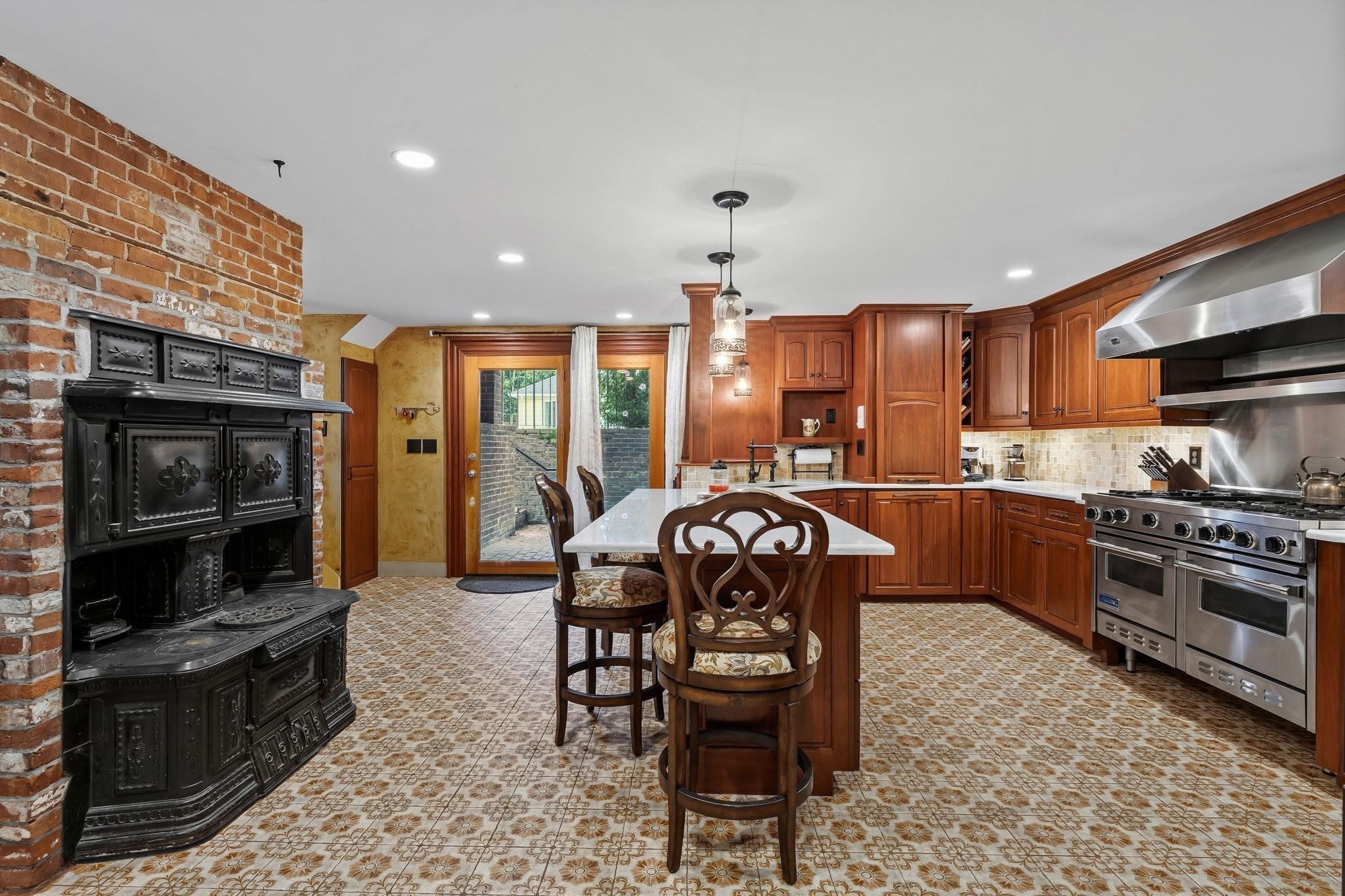 351 Plymouth Street, Middleboro, MA Photo #13