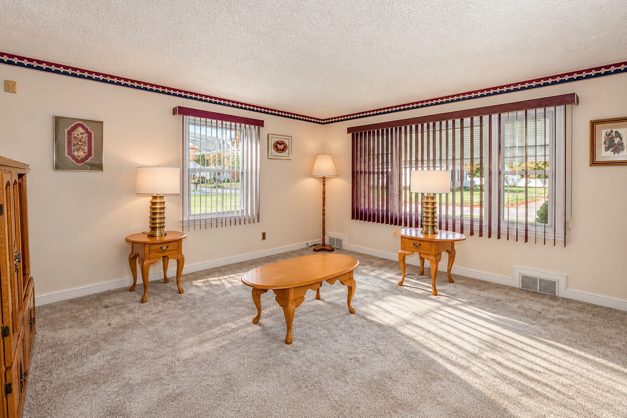 65 Ridgeway Dr, Agawam, MA, 65 Ridgeway Dr, Agawam, MA Photo #3
