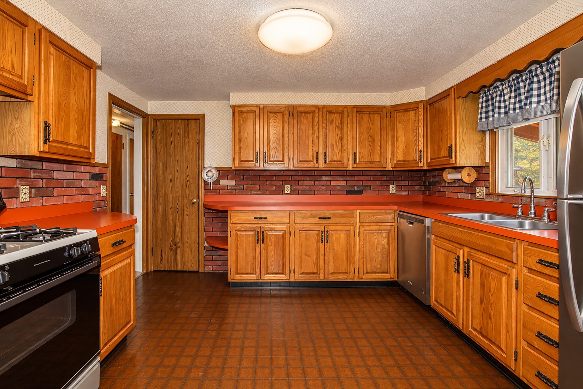 65 Ridgeway Dr, Agawam, MA, 65 Ridgeway Dr, Agawam, MA Photo #8