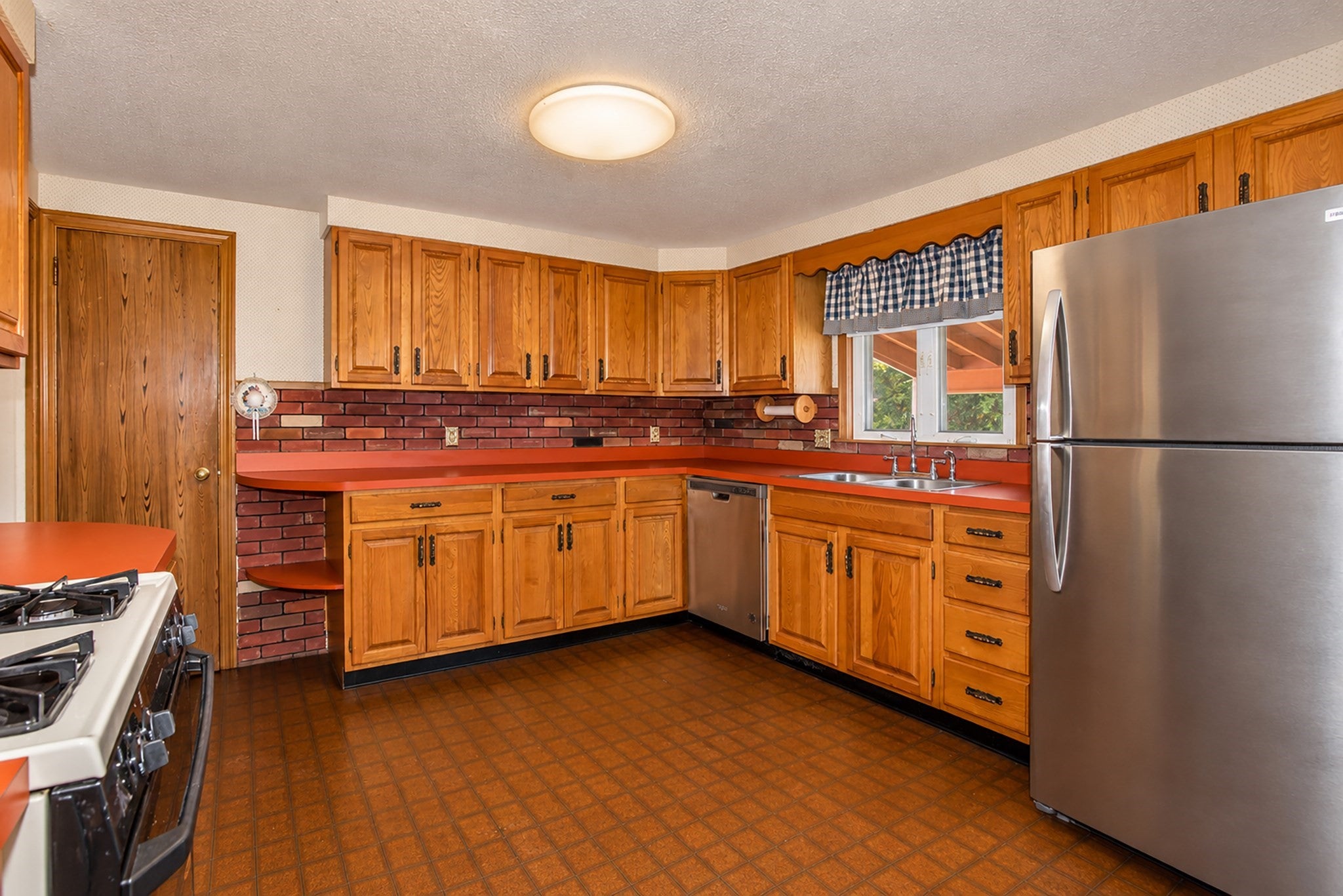 65 Ridgeway Dr, Agawam, MA, 65 Ridgeway Dr, Agawam, MA Photo #9