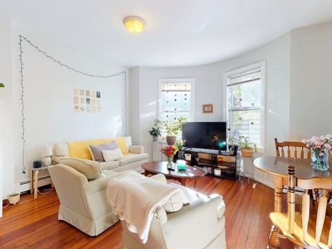 32 S Huntington 1 Boston MA 02130