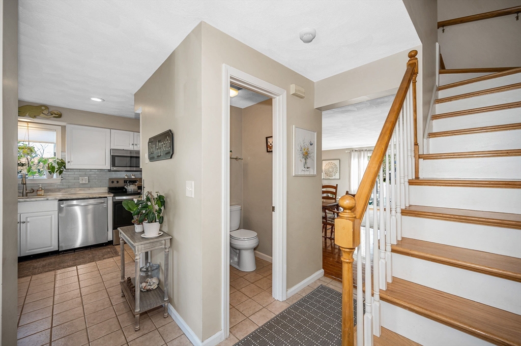 95 Abington Road #95, Danvers, MA, 95 Abington Road #95, Danvers, MA Photo #4