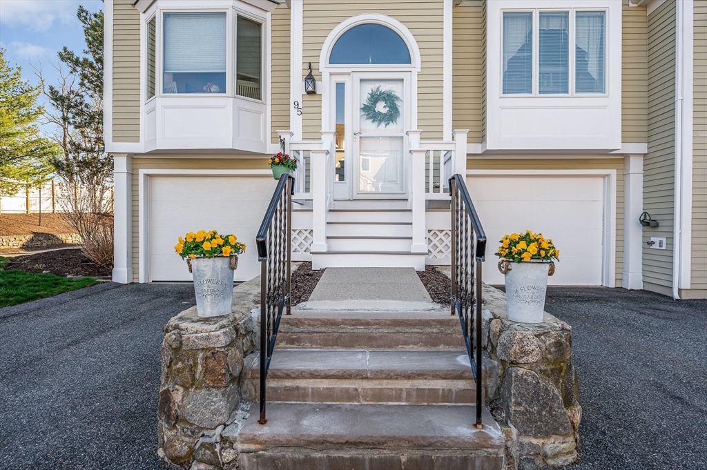 95 Abington Road #95, Danvers, MA, 95 Abington Road #95, Danvers, MA Photo #2