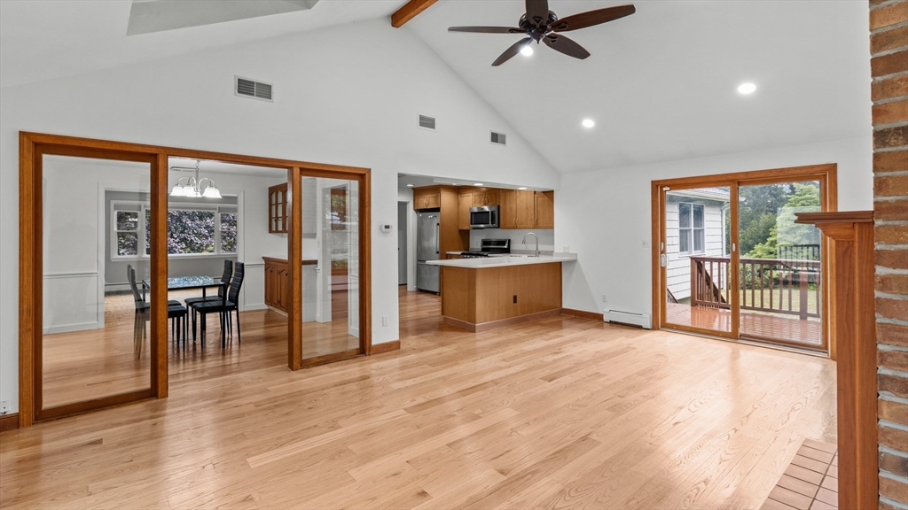 19 Maplecrest Drive