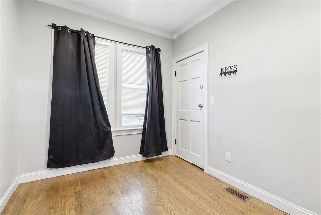 39 Glen Rd