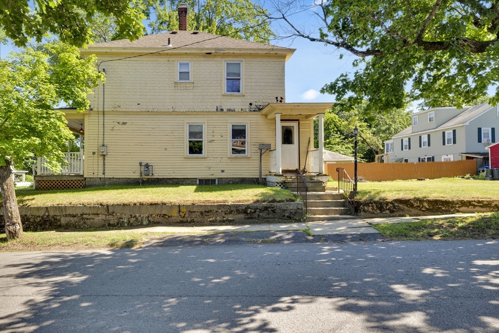 251 Boutelle St