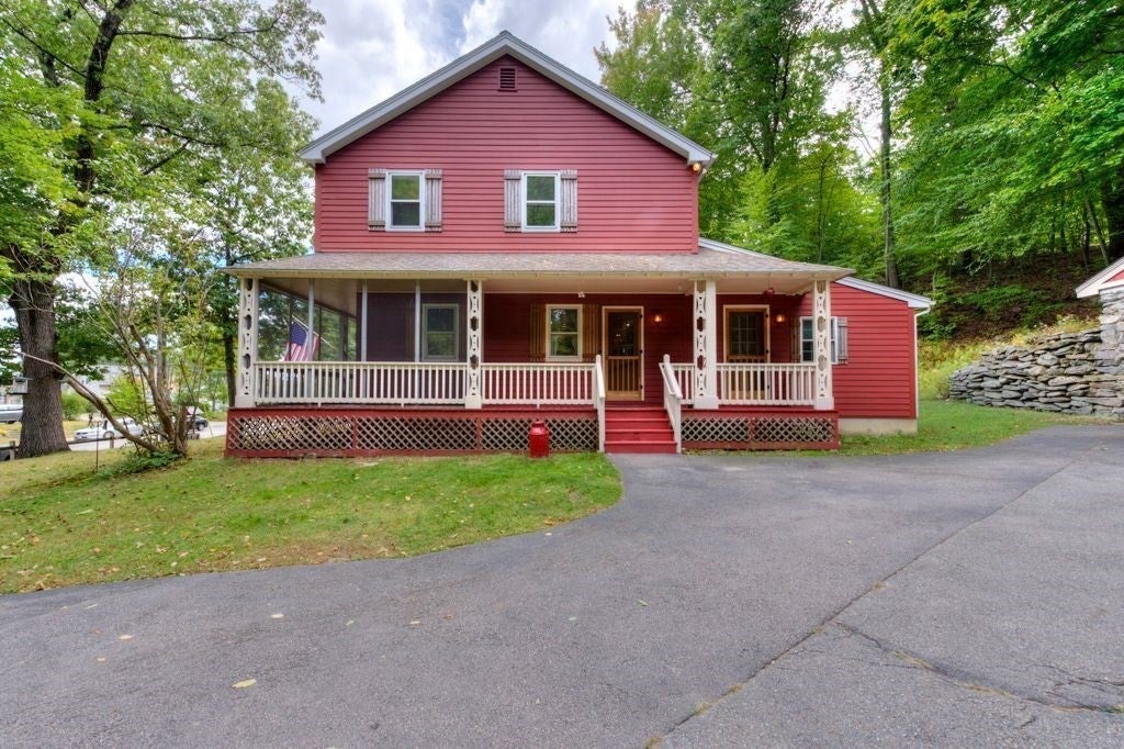352 Lake Ave, Worcester, MA, 352 Lake Ave, Worcester, MA Photo #2