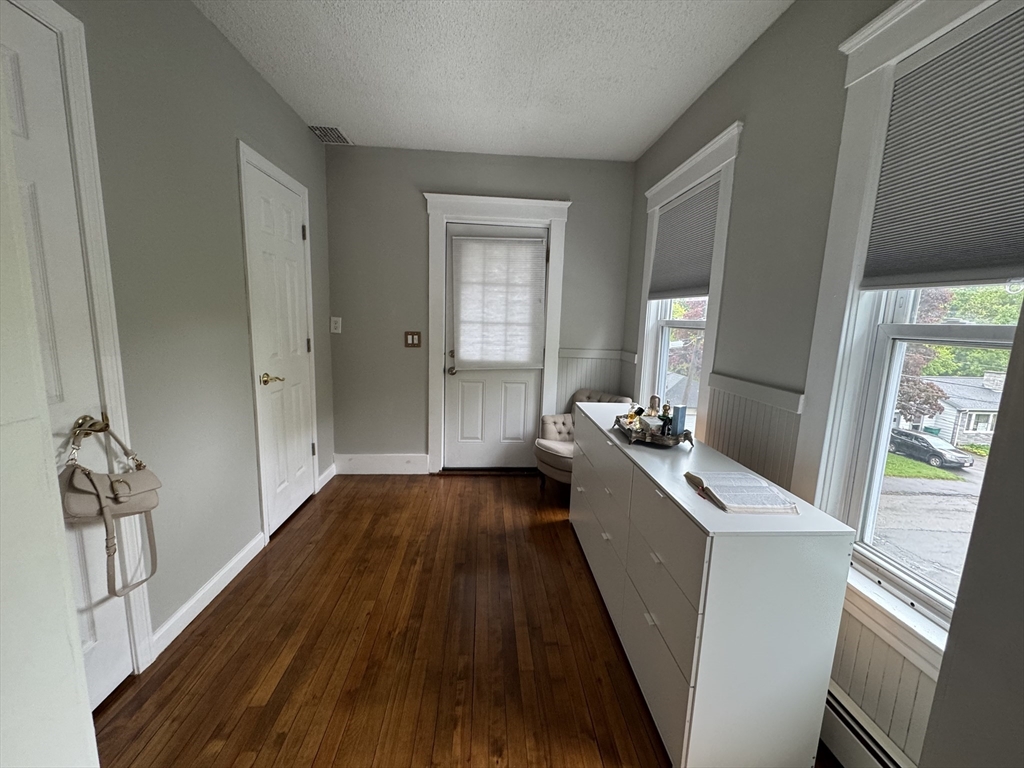 343 South St, Fitchburg, MA Photo #25