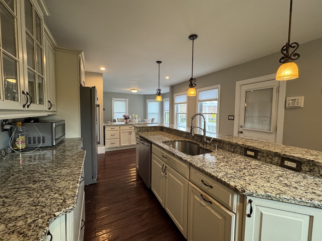 343 South St, Fitchburg, MA Photo #6