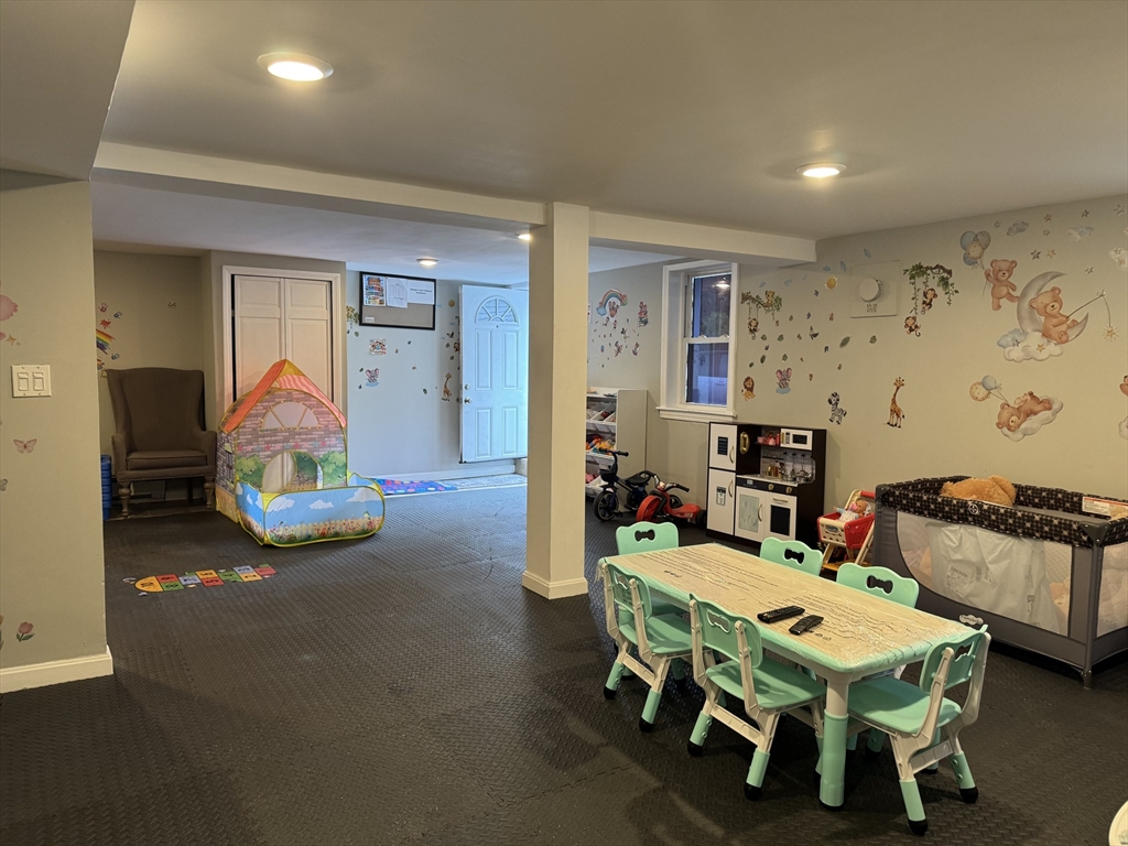 343 South St, Fitchburg, MA Photo #26