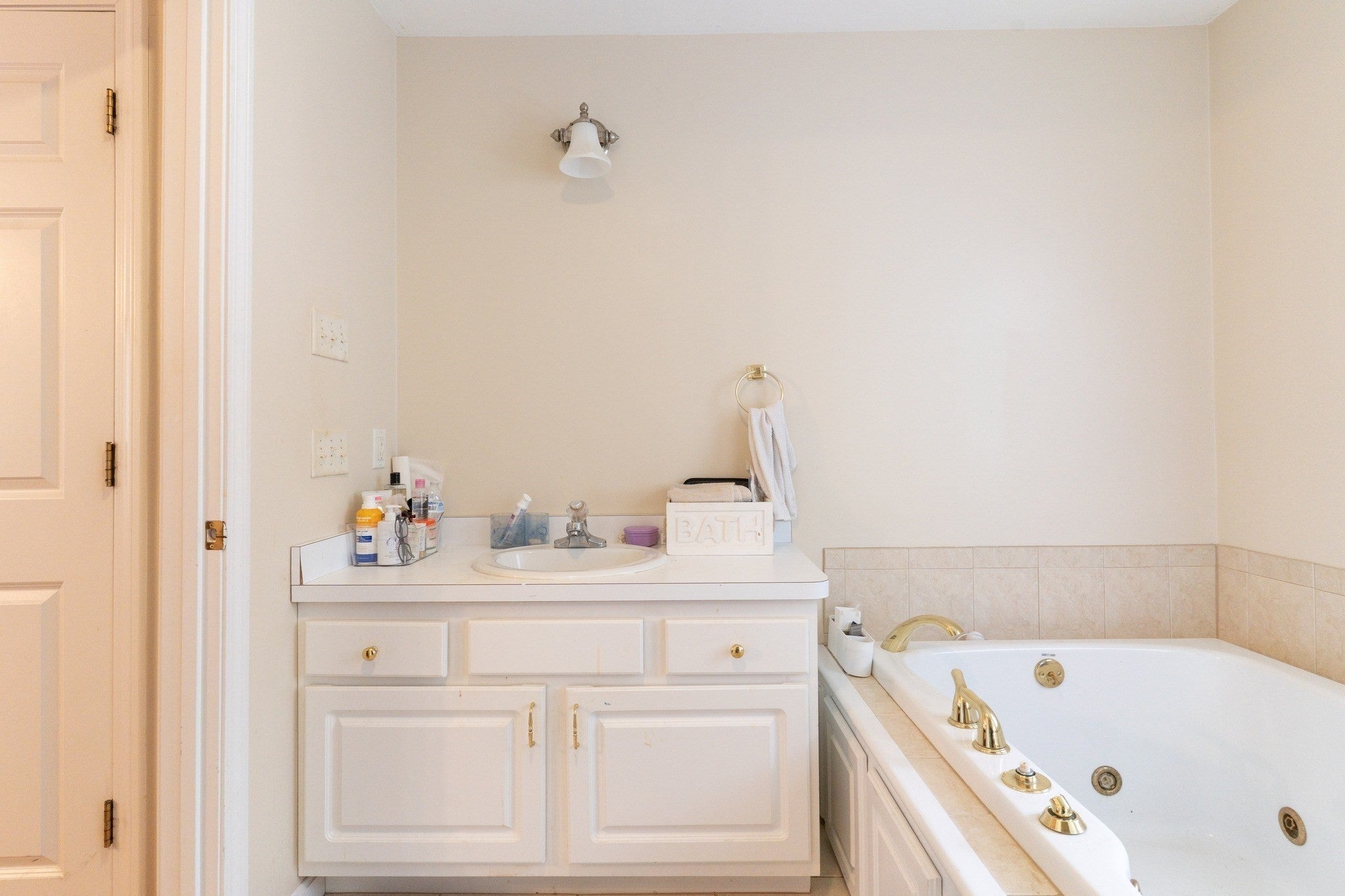 257 Pommogussett Rd, Rutland, MA Photo #21