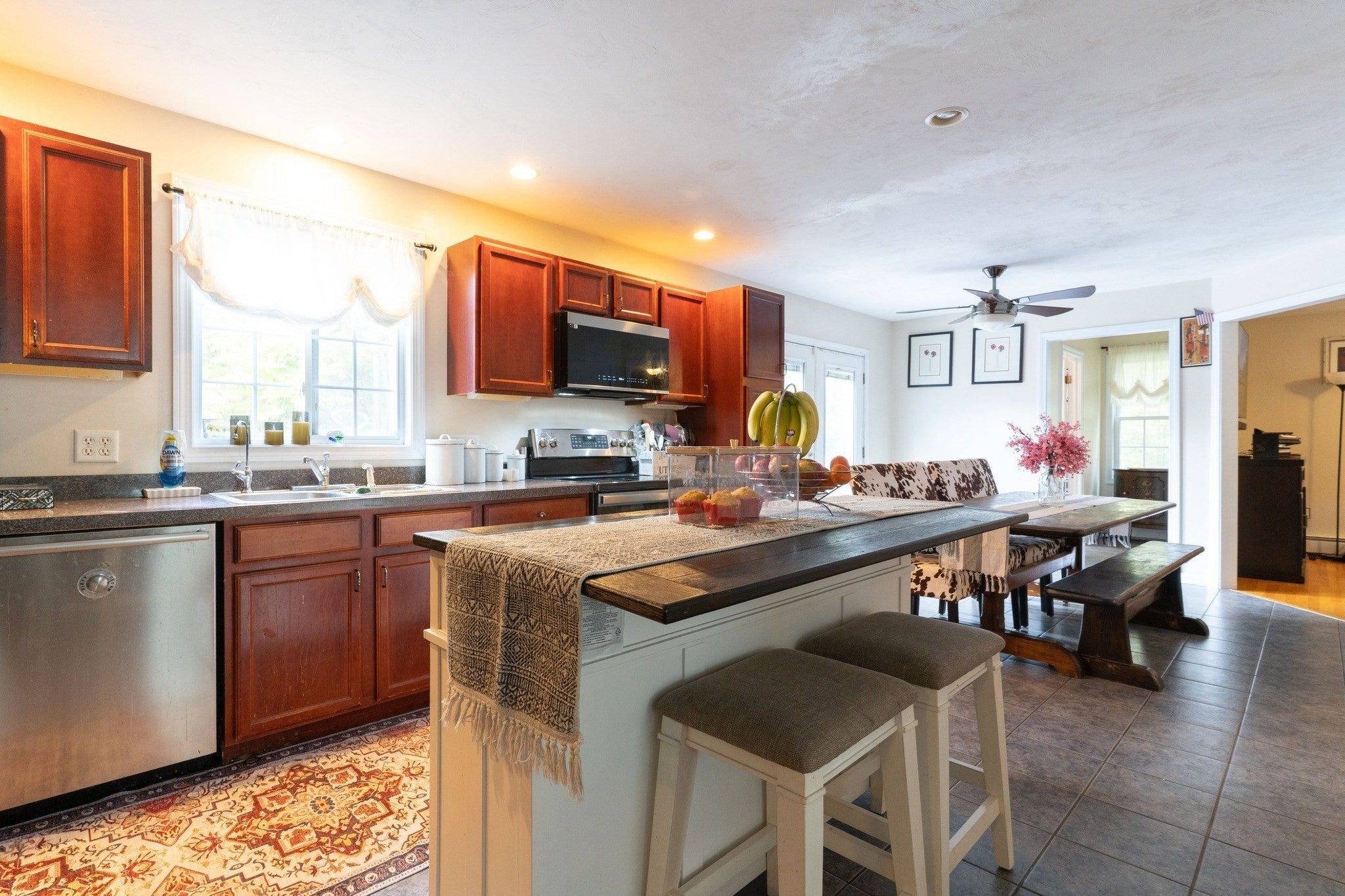 257 Pommogussett Rd, Rutland, MA Photo #9