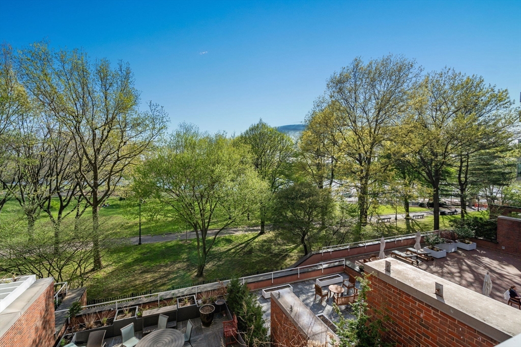 975 Memorial Drive 405-406, Cambridge, MA Photo #31