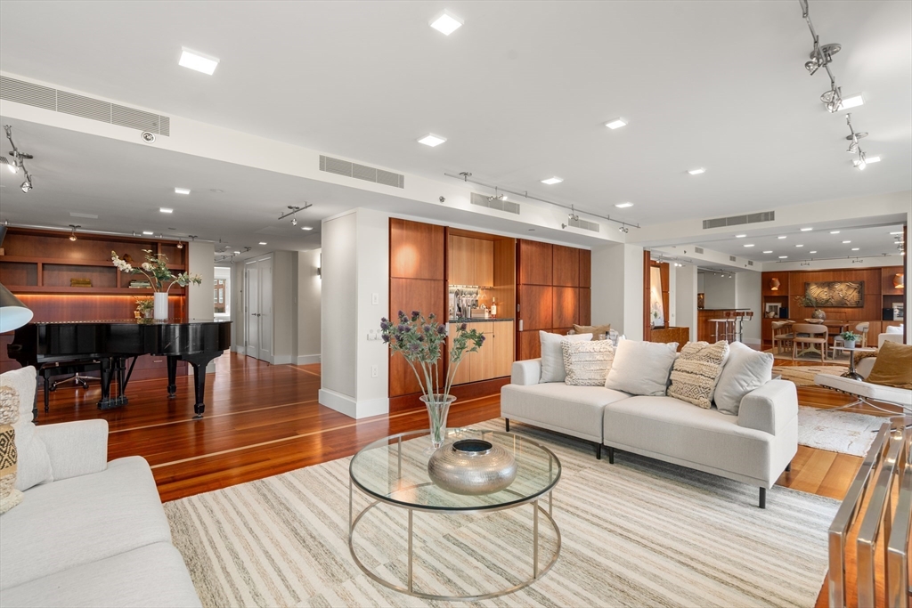 975 Memorial Drive 405-406, Cambridge, MA Photo #4