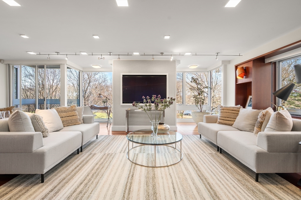 975 Memorial Drive 405-406, Cambridge, MA Photo #2