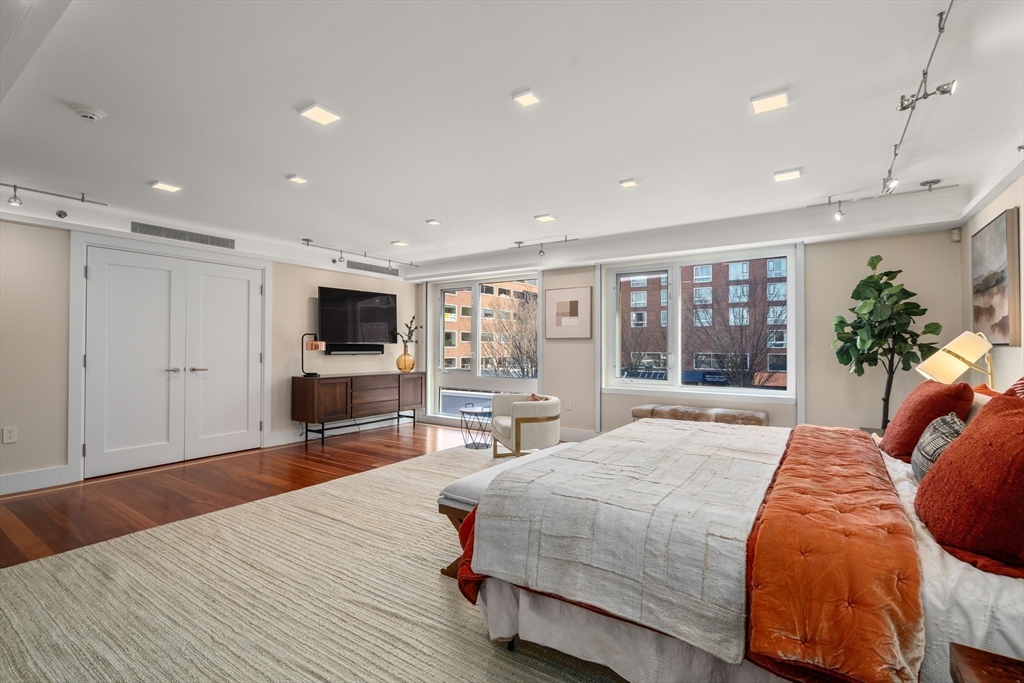 975 Memorial Drive 405-406, Cambridge, MA Photo #21