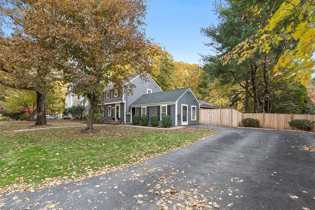 3 Sunset Road, Winchester, MA, 3 Sunset Road, Winchester, MA Photo #2