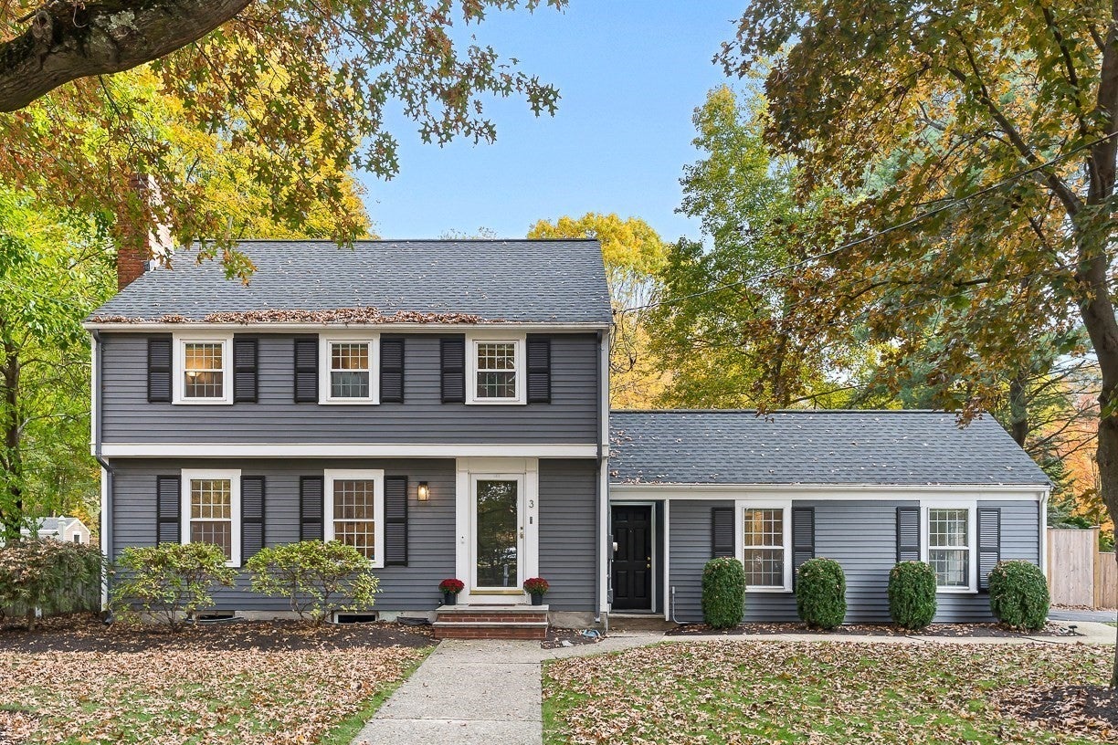 Photo of 3 Sunset Road, Winchester, MA