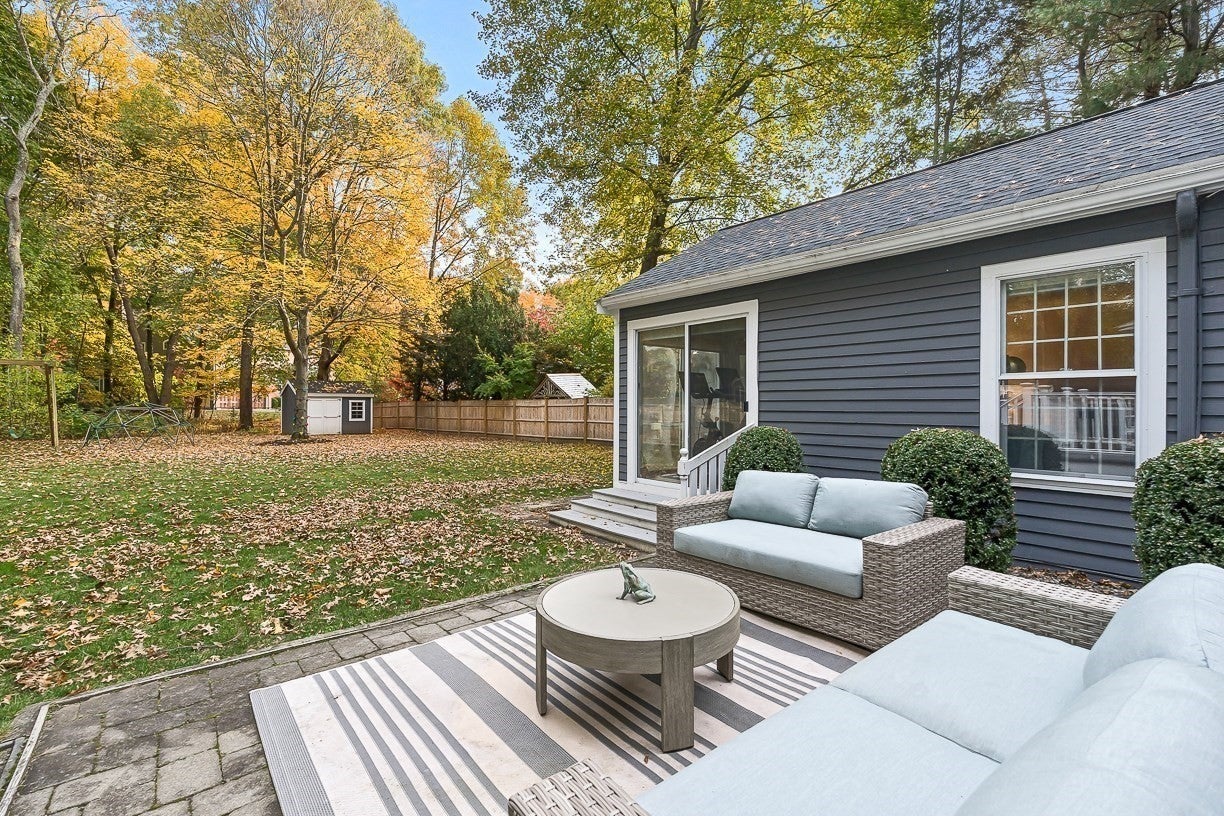 3 Sunset Road, Winchester, MA, 3 Sunset Road, Winchester, MA Photo #37