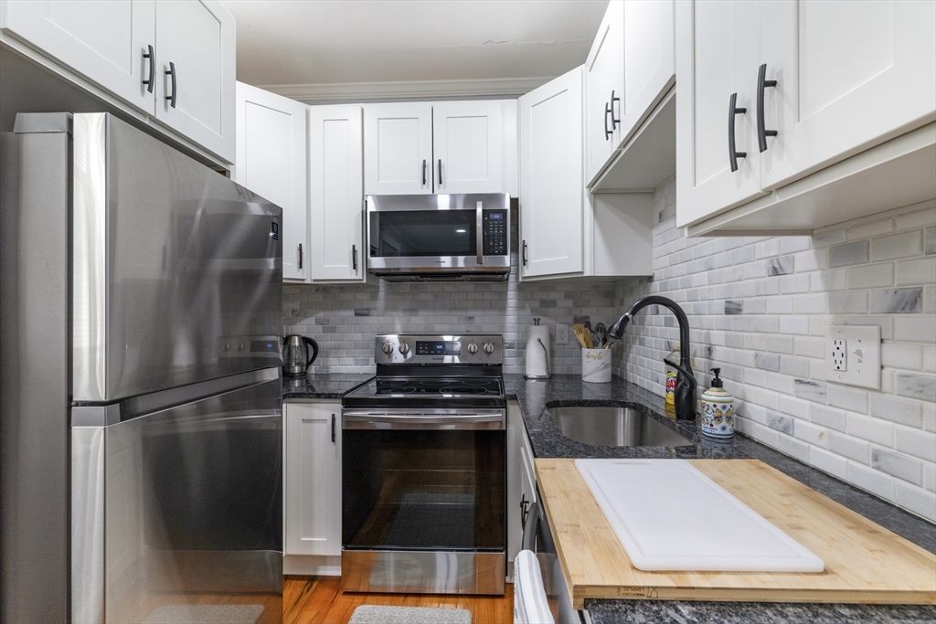 32 Reedsdale Street 2