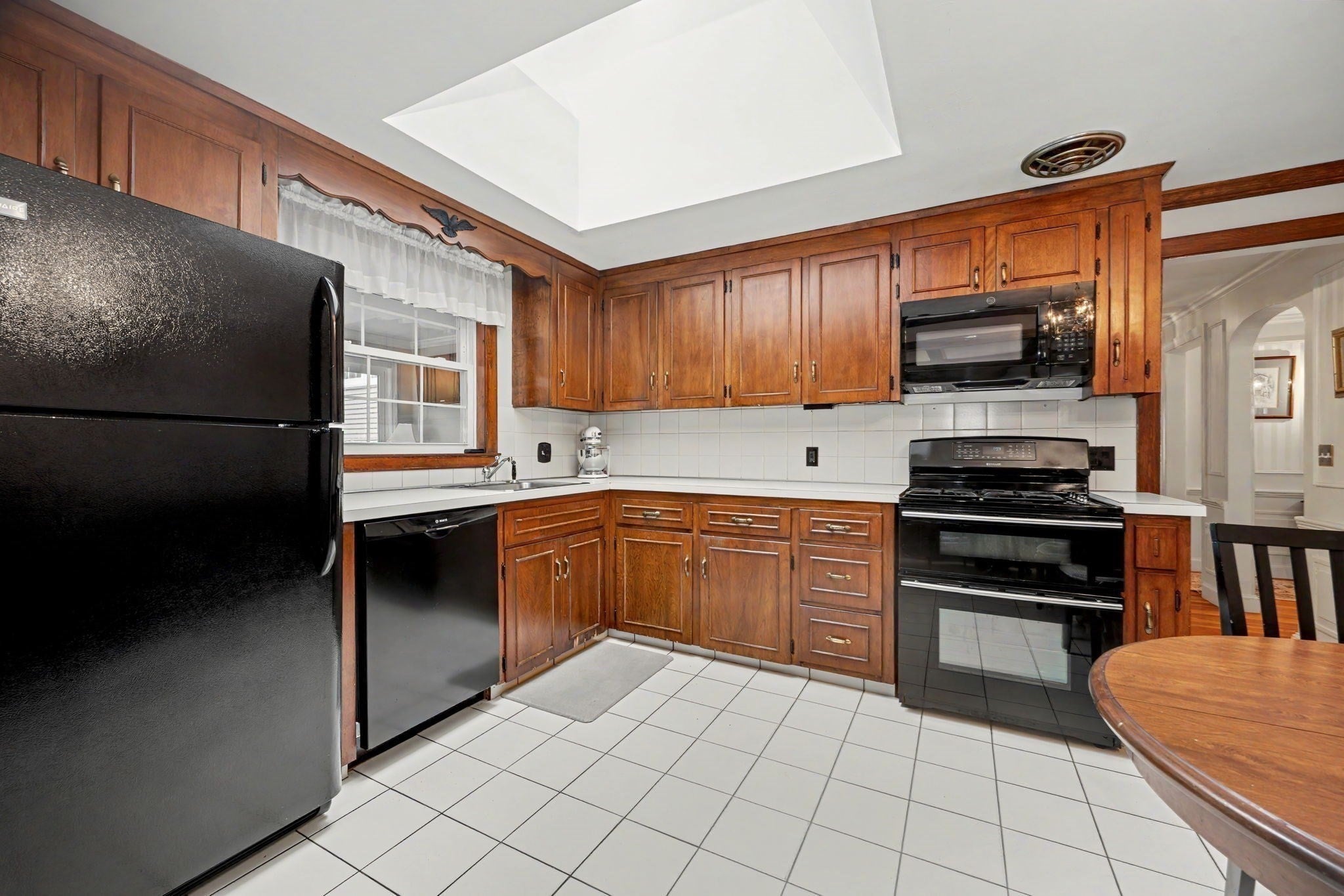9 Fern St, Natick, MA Photo #4