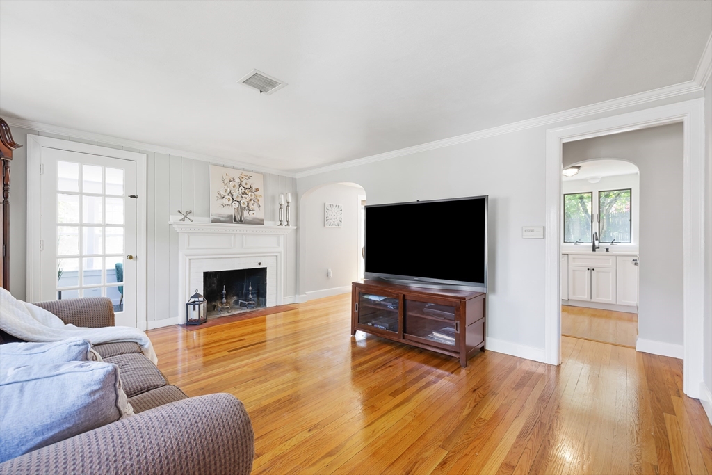 273 Greendale Ave