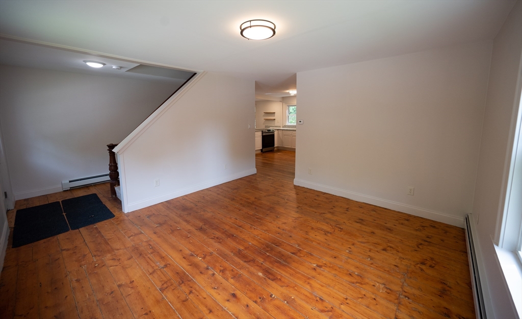 102 S Main St