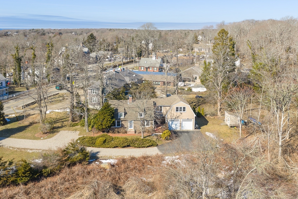 537 W Falmouth Hwy