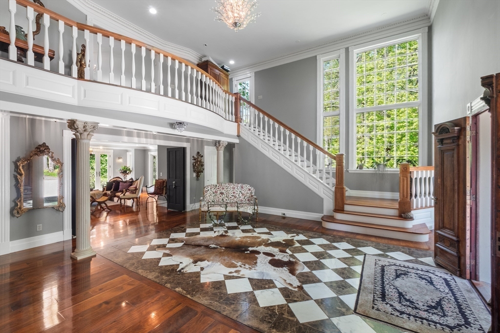 343 Huntington Rd