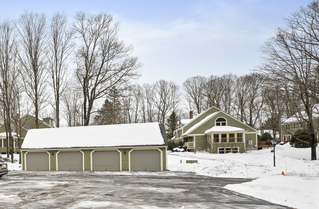 7 Fieldstone Drive 7