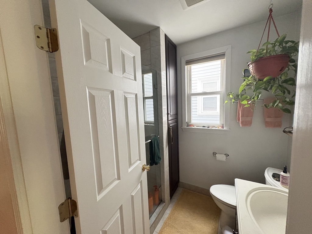 589 Washington Street #2, Boston, MA Photo #11