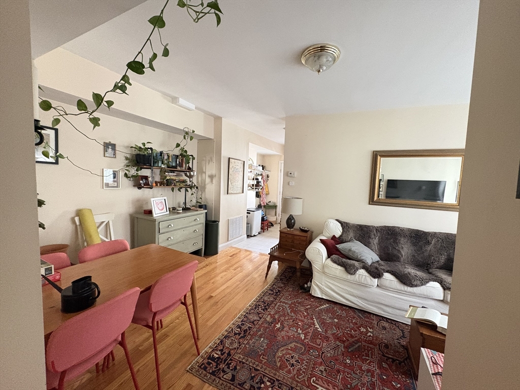 589 Washington Street #2, Boston, MA Photo #4
