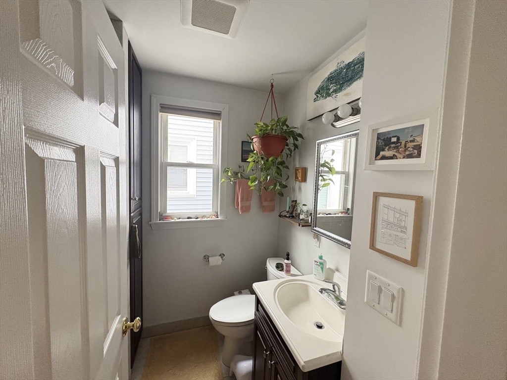 589 Washington Street #2, Boston, MA Photo #7