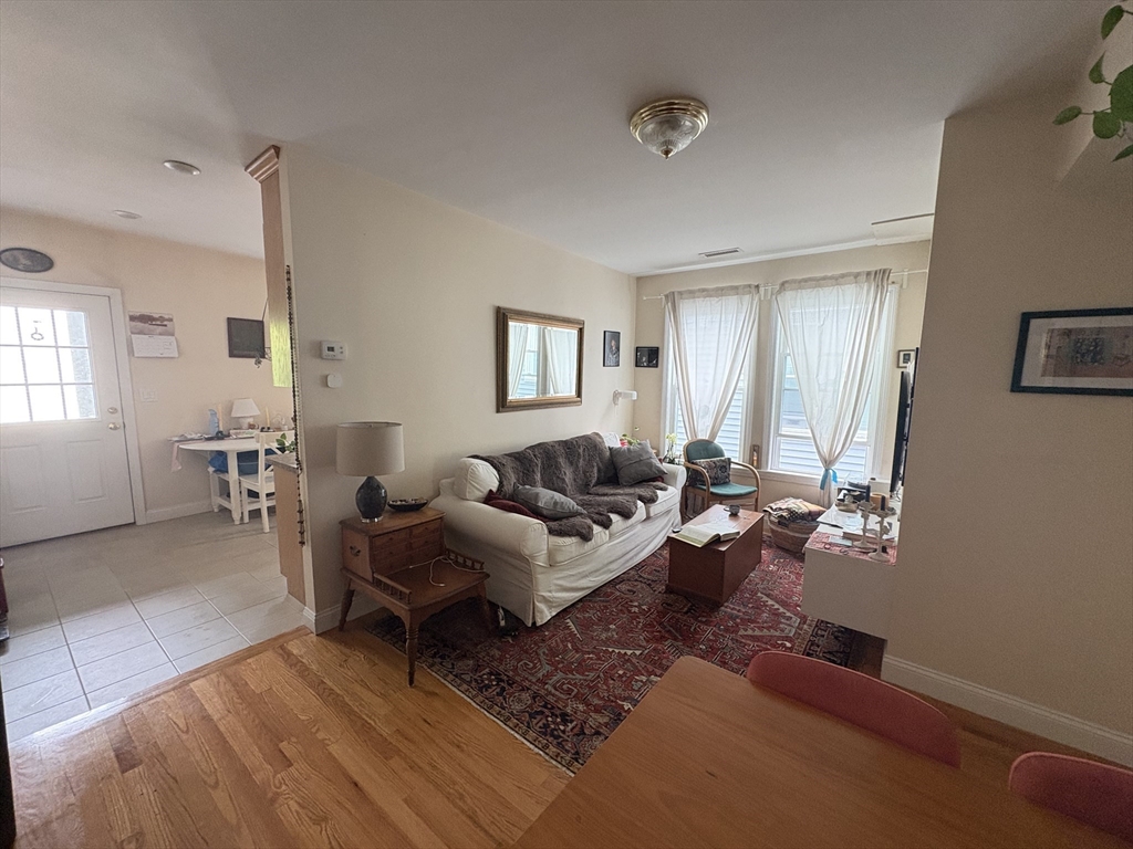 589 Washington Street #2, Boston, MA Photo #8