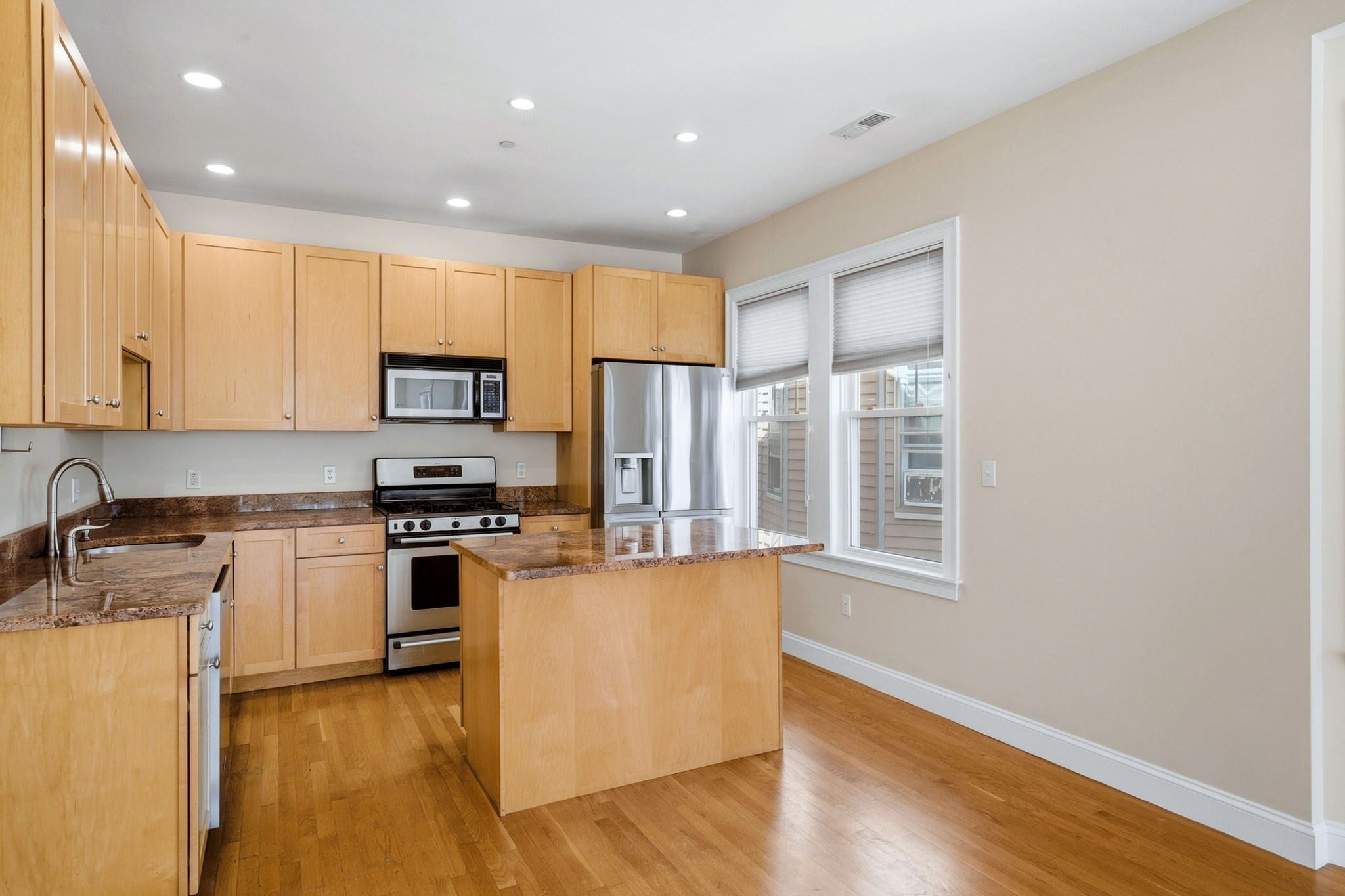 85-87 Francis St #3, Brookline, MA, 85-87 Francis St #3, Brookline, MA Photo #15