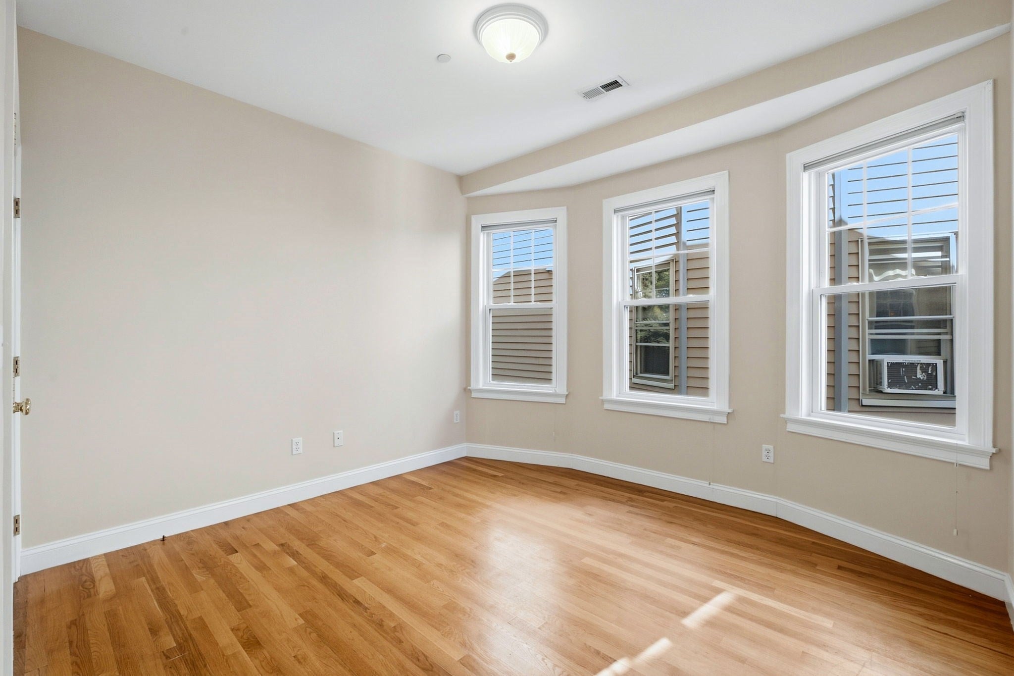 85-87 Francis St #3, Brookline, MA, 85-87 Francis St #3, Brookline, MA Photo #25