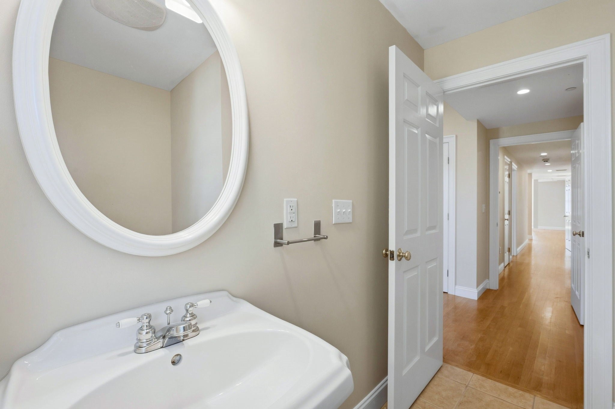 85-87 Francis St #3, Brookline, MA, 85-87 Francis St #3, Brookline, MA Photo #33