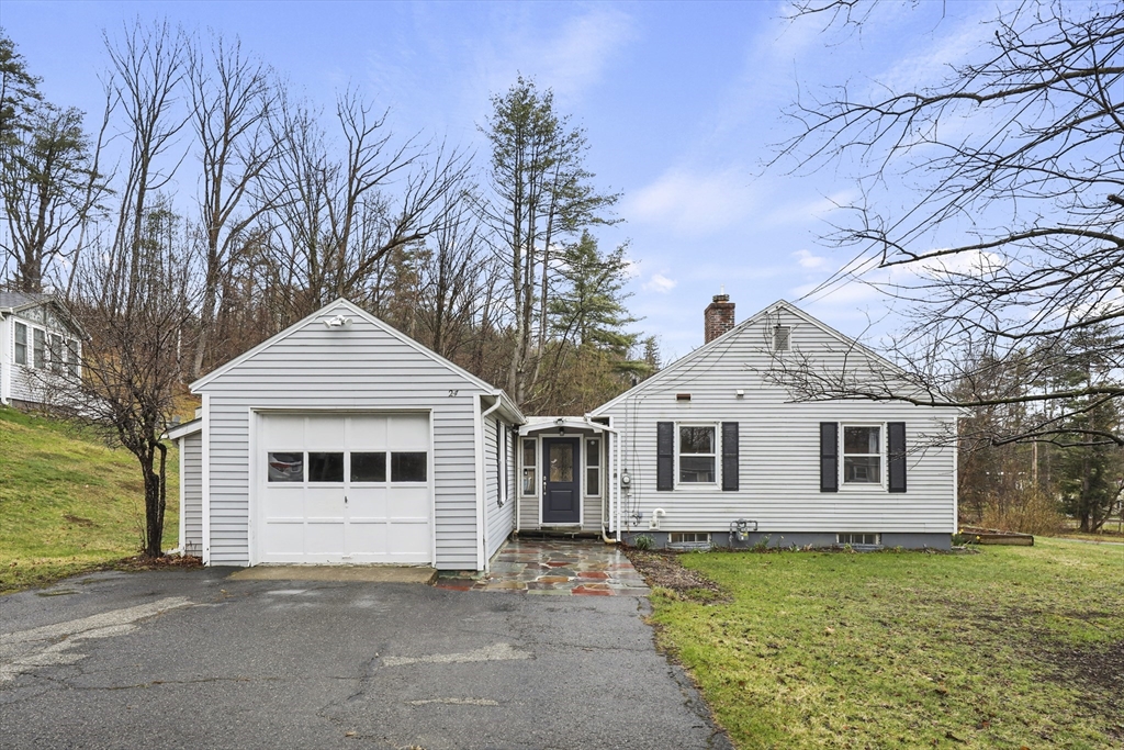 24 Henderson Rd